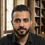 فاروق عمر headshot